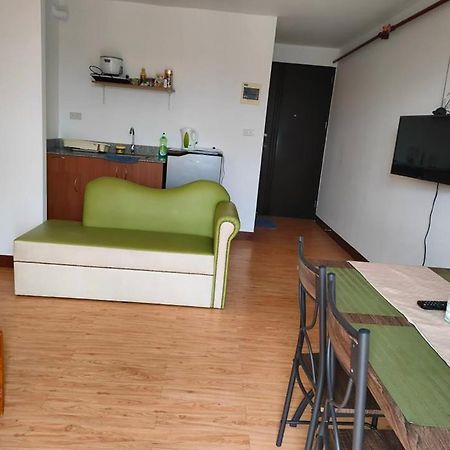 Huge Studio @ Arezzo Place Davao Condominium Kültér fotó